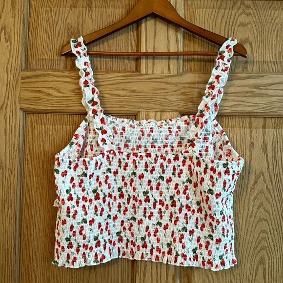 RUE21 Smocked Cherry Print Top *NEW* - Picture 9 of 11